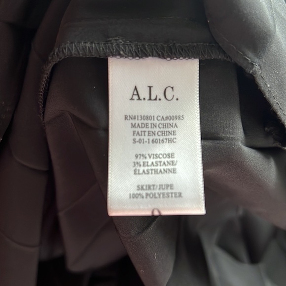 A.L.C. Mara Grommet Trim Pleated Maxi Dress - Size 0 - Picture 9 of 10